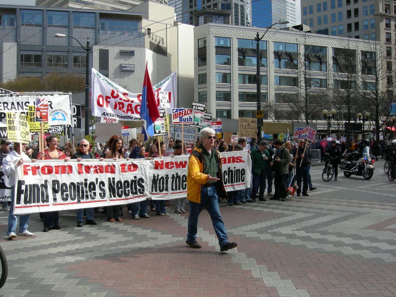 Protests Against the “Surge” Strategy (image credits: Photo by Joe Mabel, CC BY-SA 3.0, https://commons.wikimedia.org/w/index.php?curid=1811514)