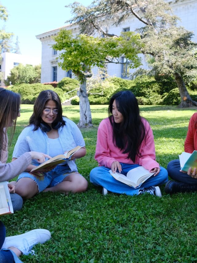 Why Book Clubs Are Political Again