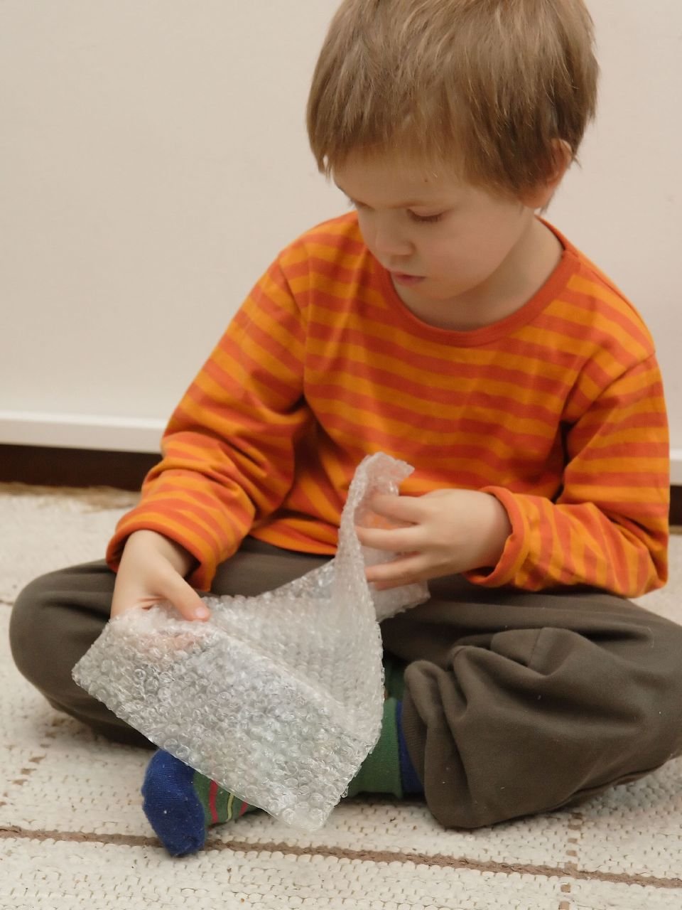 Bubble Wrap Appreciation Day (image credits: wikimedia)