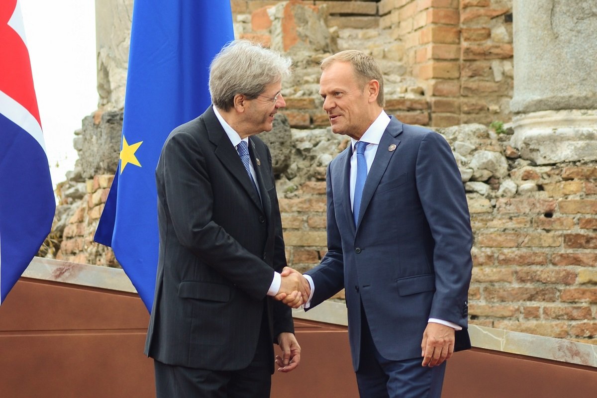 Medieval Knights and the Shaking Motion (image credits: G7 Summit on g7italy.it, CC BY 3.0 it, https://commons.wikimedia.org/w/index.php?curid=59345339)