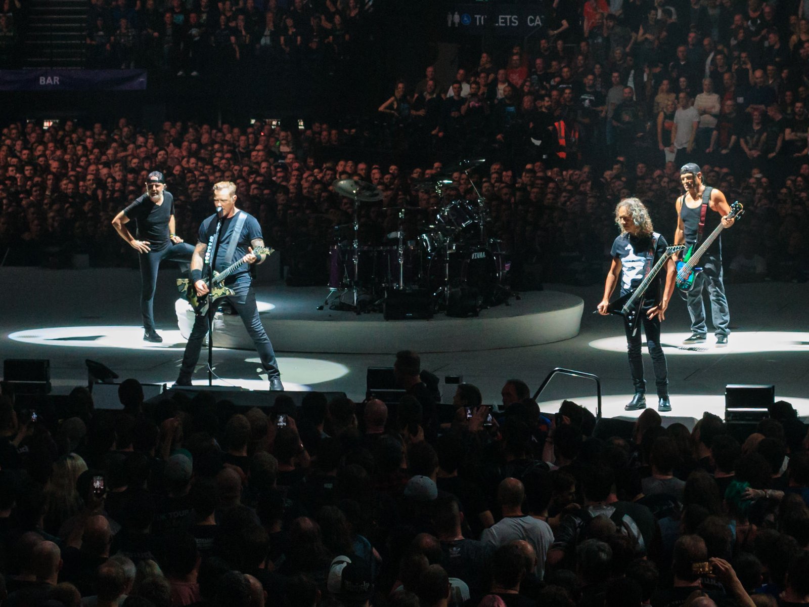 Nothing Else Matters by Metallica (image credits: By Kreepin Deth, CC BY-SA 4.0, https://commons.wikimedia.org/w/index.php?curid=63725726)