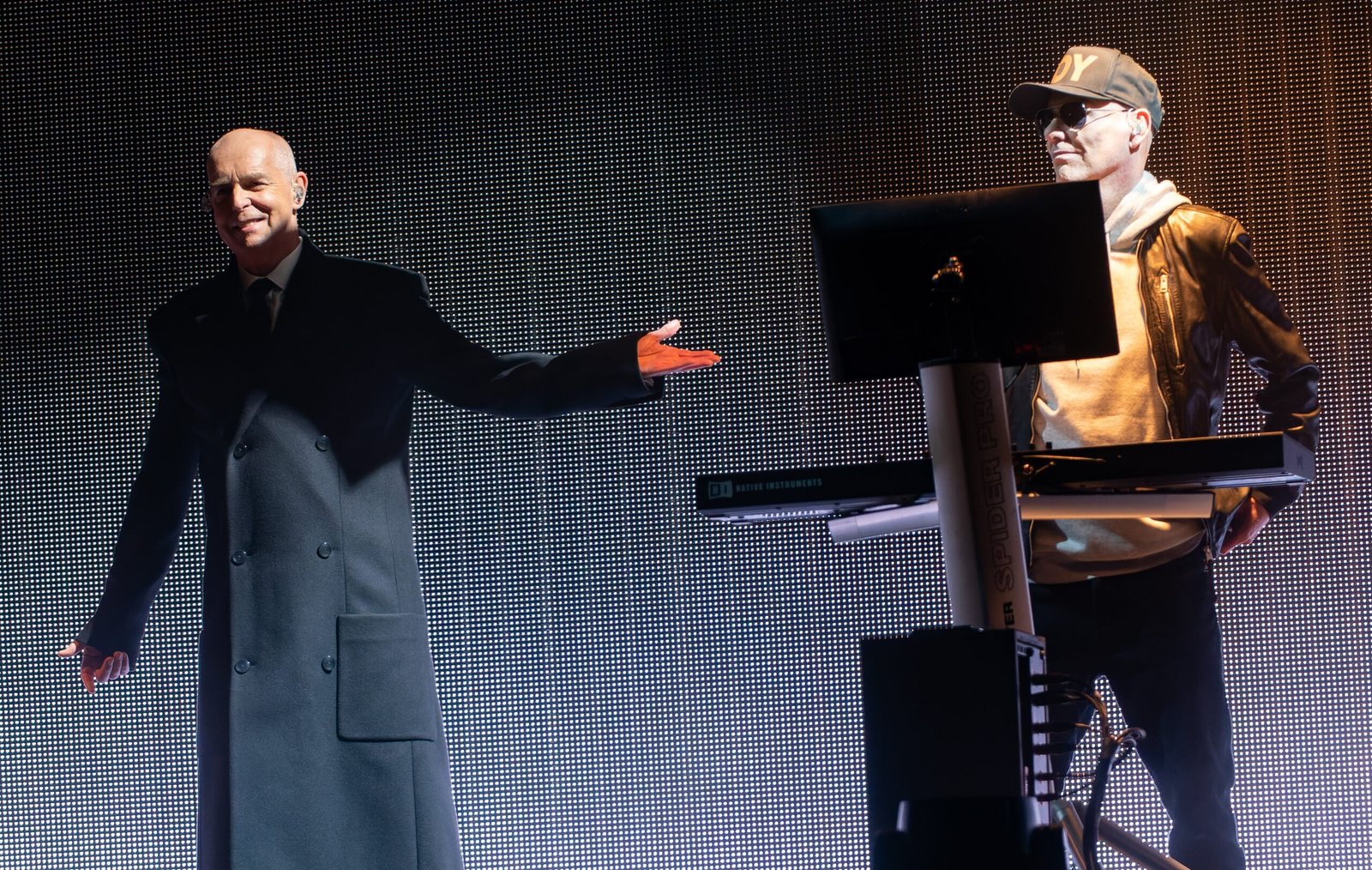 Pet Shop Boys – Always On My Mind (Originally by Brenda Lee/Elvis Presley/Willie Nelson) (image credits: Glastonbury2022 (412 of 413), CC BY 2.0, https://commons.wikimedia.org/w/index.php?curid=161841109)