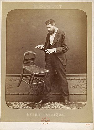 The Telekinetic Girl Was Originally Wicked (image credits: By Édouard Isidore Buguet, Public domain, https://commons.wikimedia.org/w/index.php?curid=3421178)