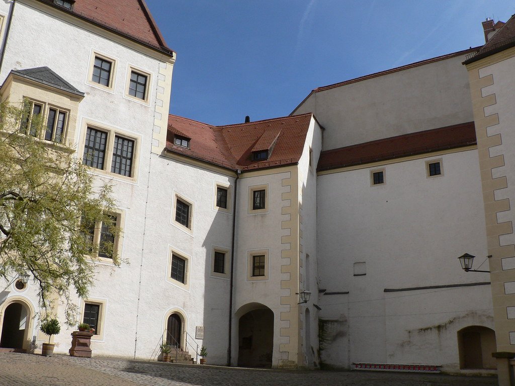 Colditz Castle - The Prison That Bred Ingenious Escapers (image credits: flickr)