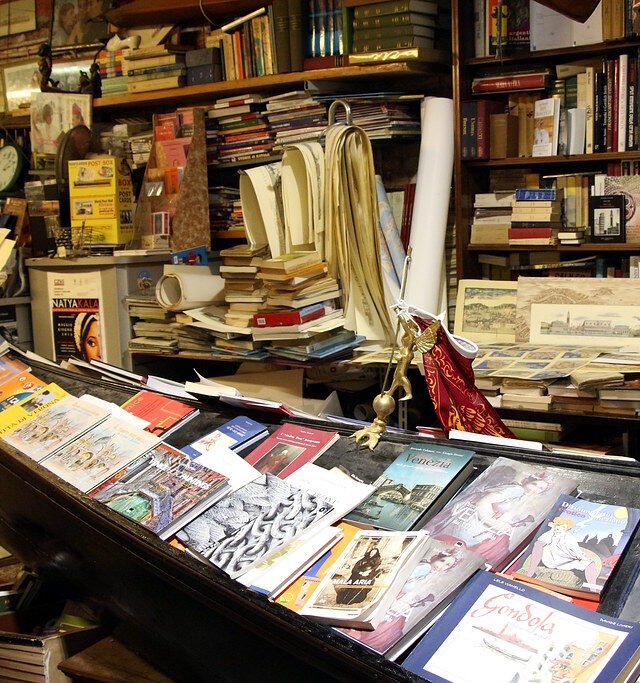 12 Extraordinary Bookstores That Will Make Your Heart Skip a Beat