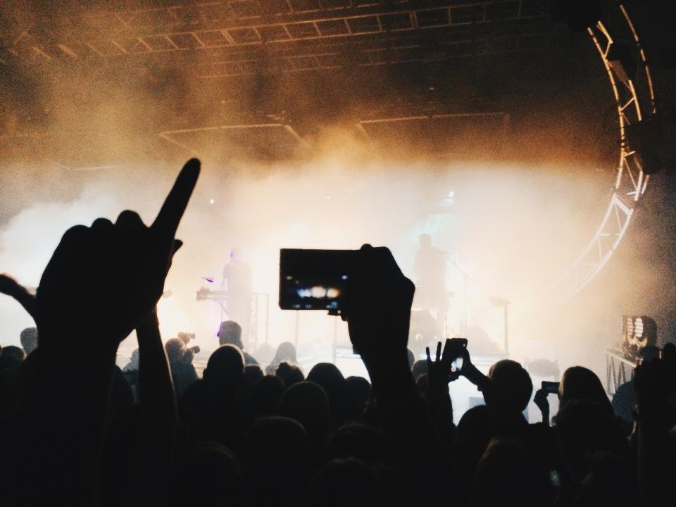 15 Things Only Die-Hard Concert Fans Will Understand