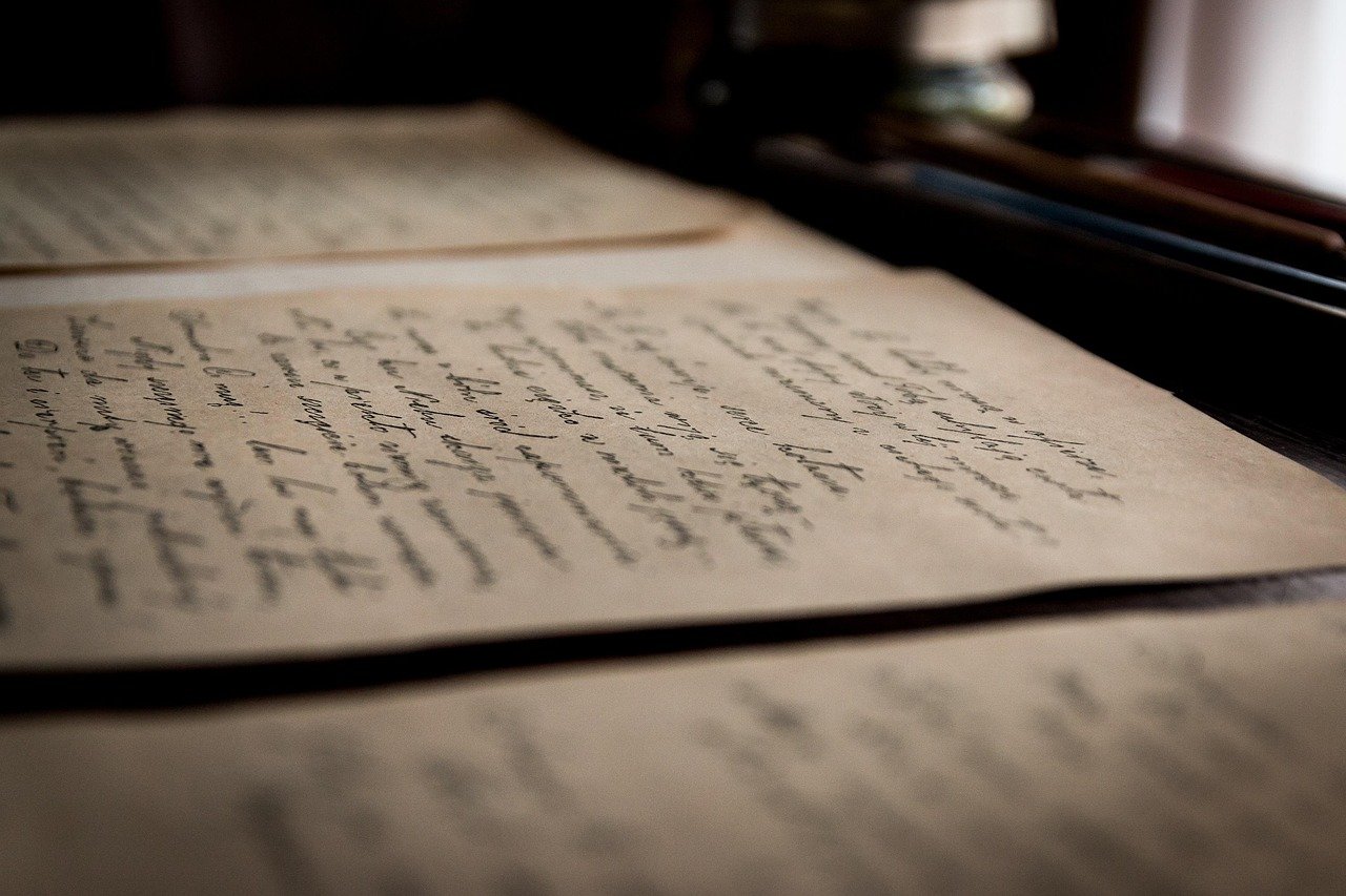 Literary Hoaxes and Disinformation (image credits: pixabay)