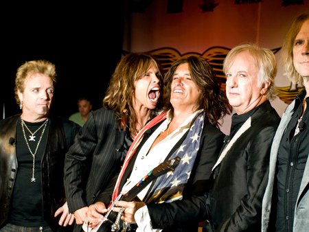 Dream On by Aerosmith (image credits: Aerosmith Guitar Hero, CC BY 2.0, https://commons.wikimedia.org/w/index.php?curid=17379896)