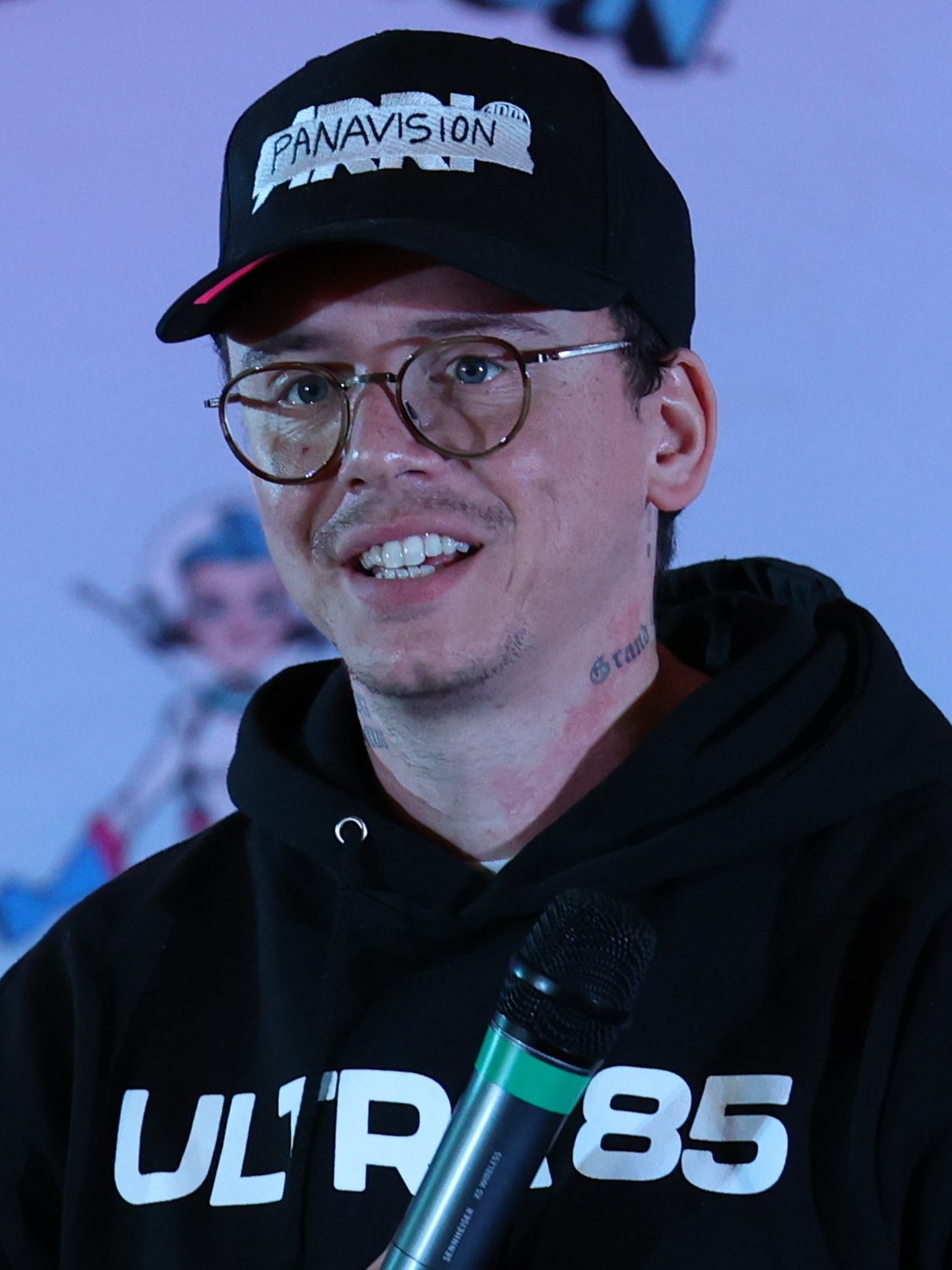 Logic’s 1-800-273-8255 and suicide prevention (image credits: TIMX2029, CC BY 2.0, https://commons.wikimedia.org/w/index.php?curid=146895339)