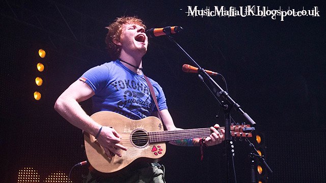 Ed Sheeran's Acoustic Revolution During Taylor's Red Tour (image credits: flickr)