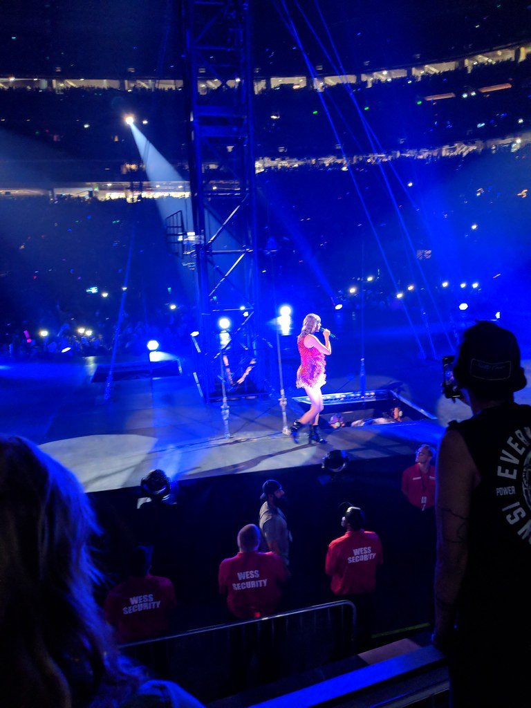 Taylor Swift Redefined What Success Looks Like (image credits: flickr)