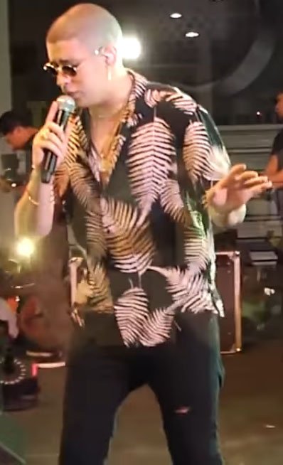 Bad Bunny Brought Latin Music to the Global Stage (image credits: By Los Capos del Genero TV, CC BY 3.0, https://commons.wikimedia.org/w/index.php?curid=72877375)