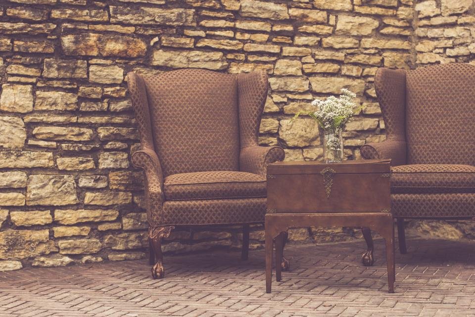 It-Narratives: When Furniture Could Talk (image credits: stocksnap)
