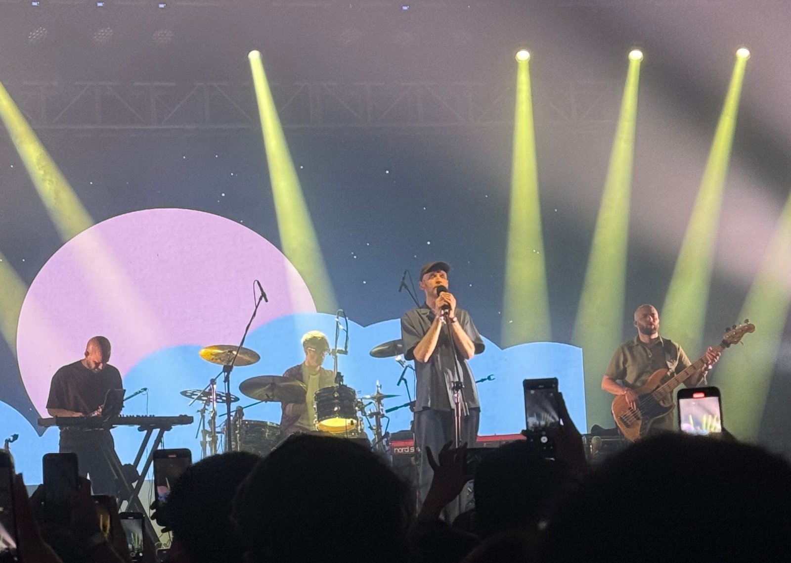 The Raveonettes' Shoegaze-Rockabilly Fusion (image credits: wikimedia)