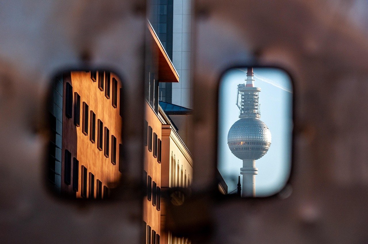 Cabaret - Christopher Isherwood's Berlin Stories (Image Credits: Pixabay)