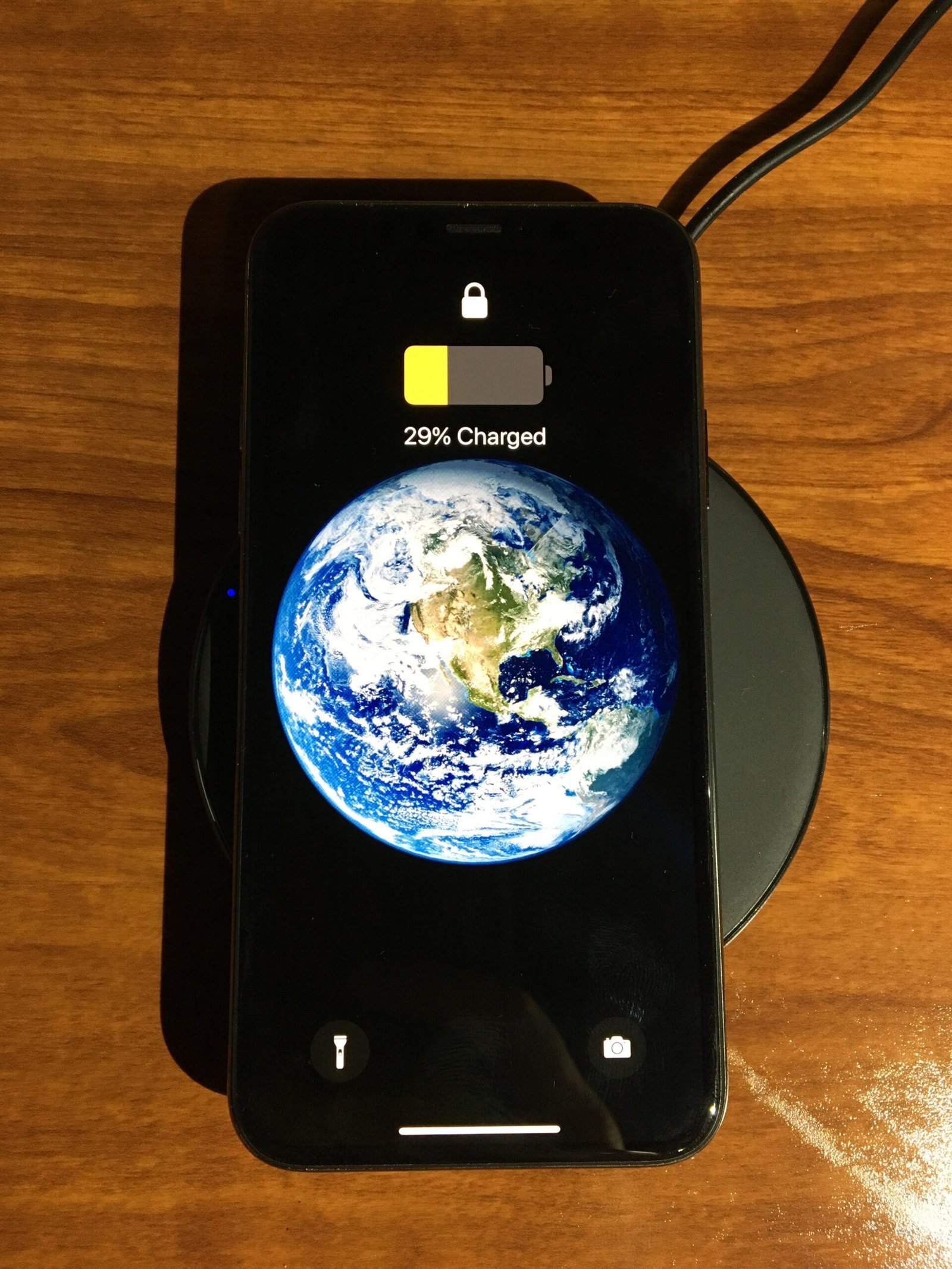Your Phone Battery Will Die Faster Than You Expect (Image Credits: Wikimedia)