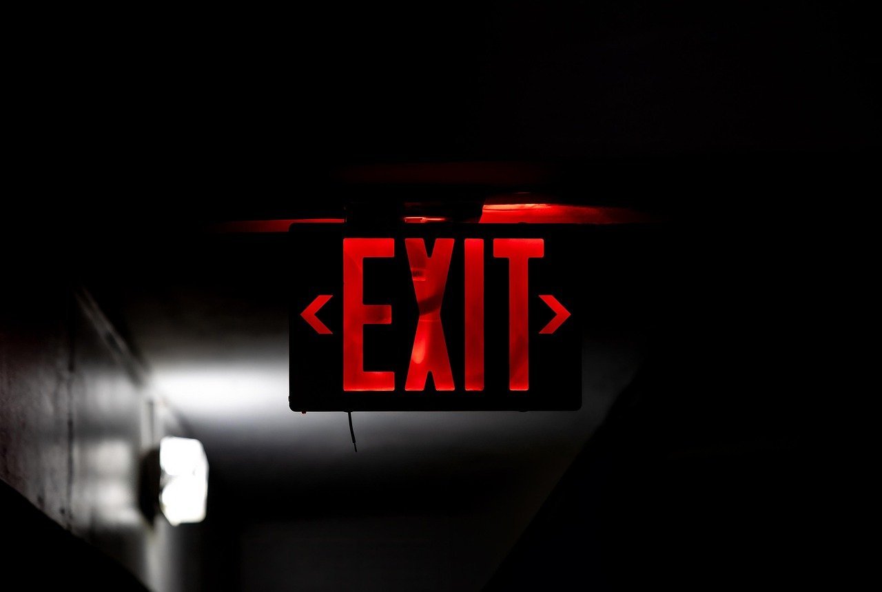Lightning Evacuations Become the New Normal (Image Credits: Pixabay)