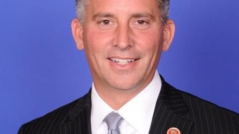 Florida Eyes Political Shift as Miami Mayor Race Becomes National Test