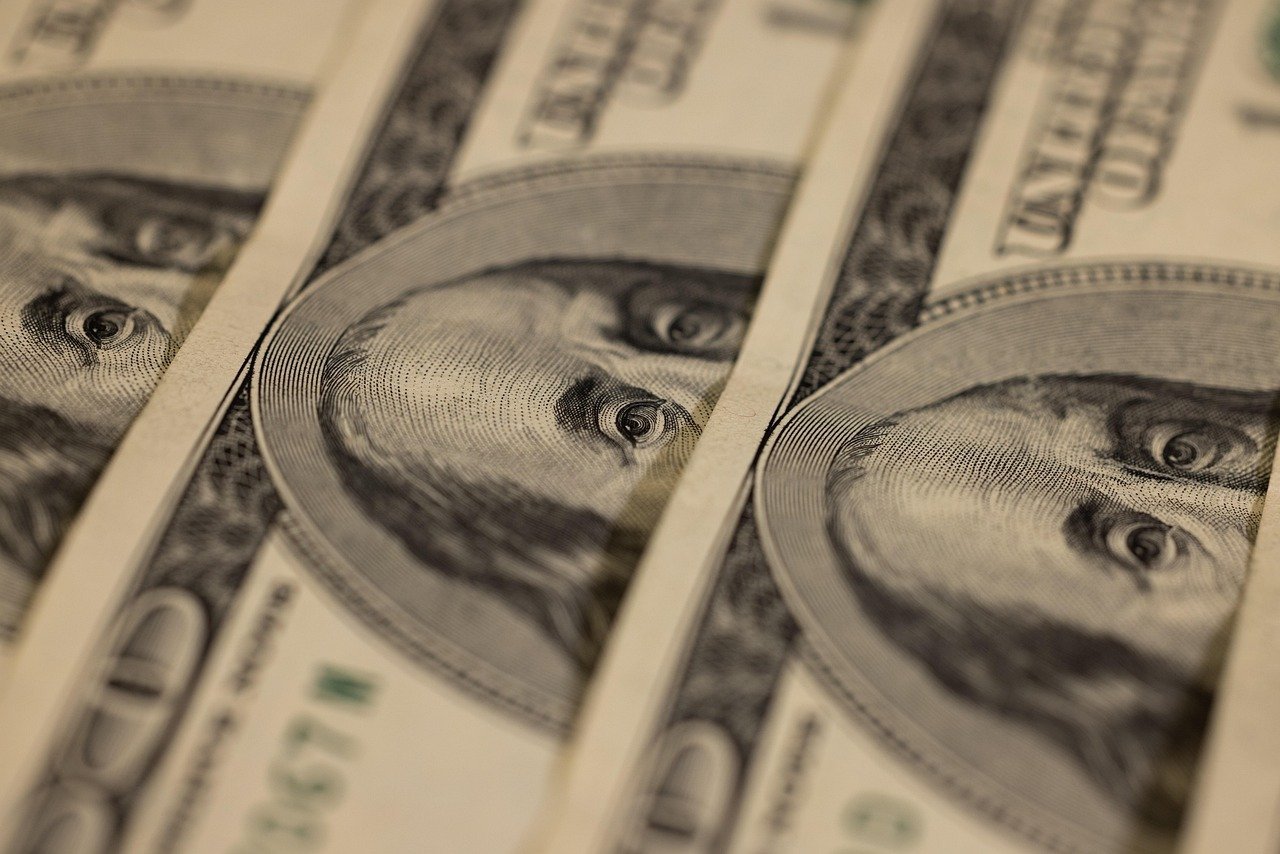 The Psychology Behind Why These Scams Work (Image Credits: Pixabay)