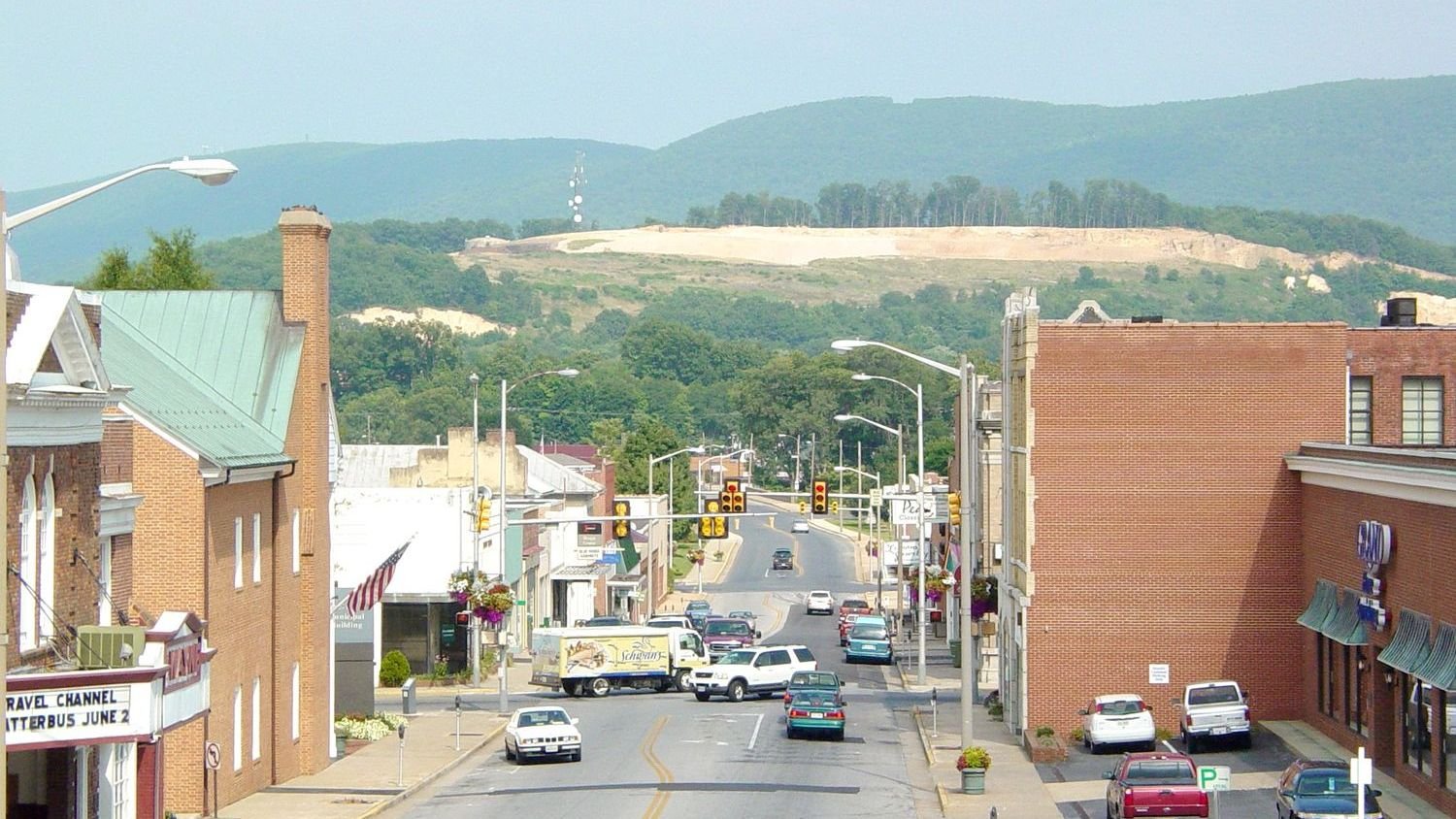 This Small Virginia Town Is Quietly Becoming the State's Next Hot Spot