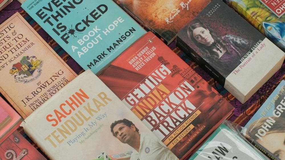 Author's Favorite Books of 2025 Ignite End-of-Year Reading Frenzy