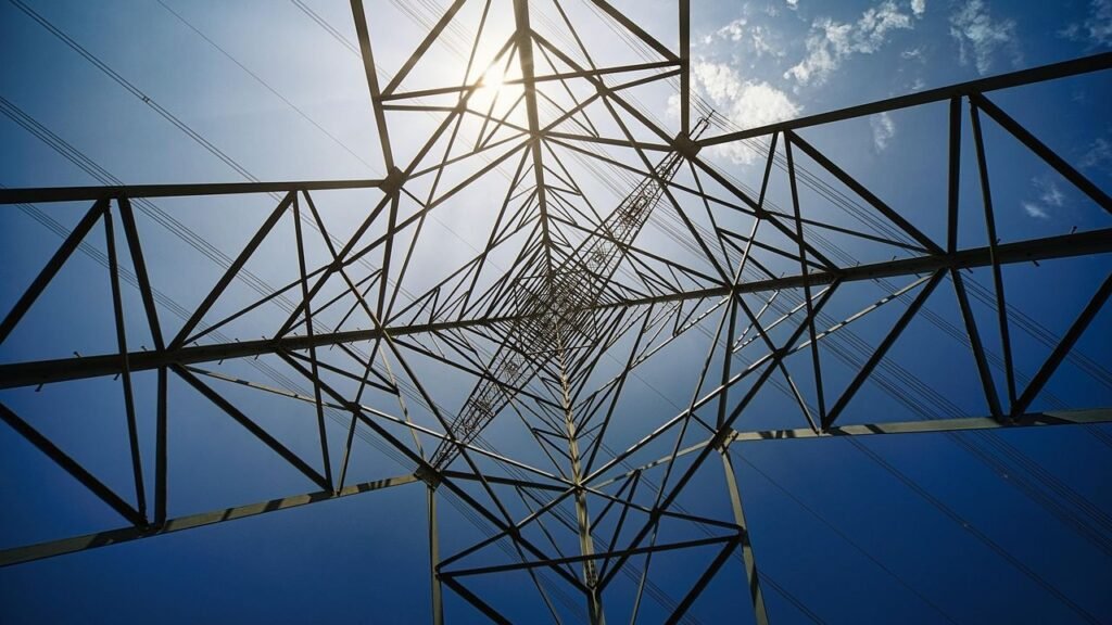 Illinois Residents Warned After Surge in Fake Utility Shutoff Scams Targets Chicago and Suburbs