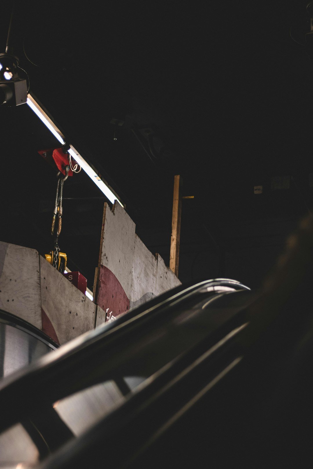 Weekend Service Chaos Adds to the Mix (Image Credits: Unsplash)