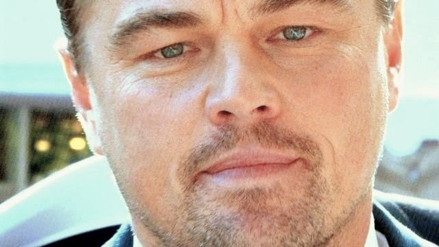 Leonardo DiCaprio's 'K-Pop Demon Hunters' Gesture Ignites Meme Madness at Golden Globes 2026