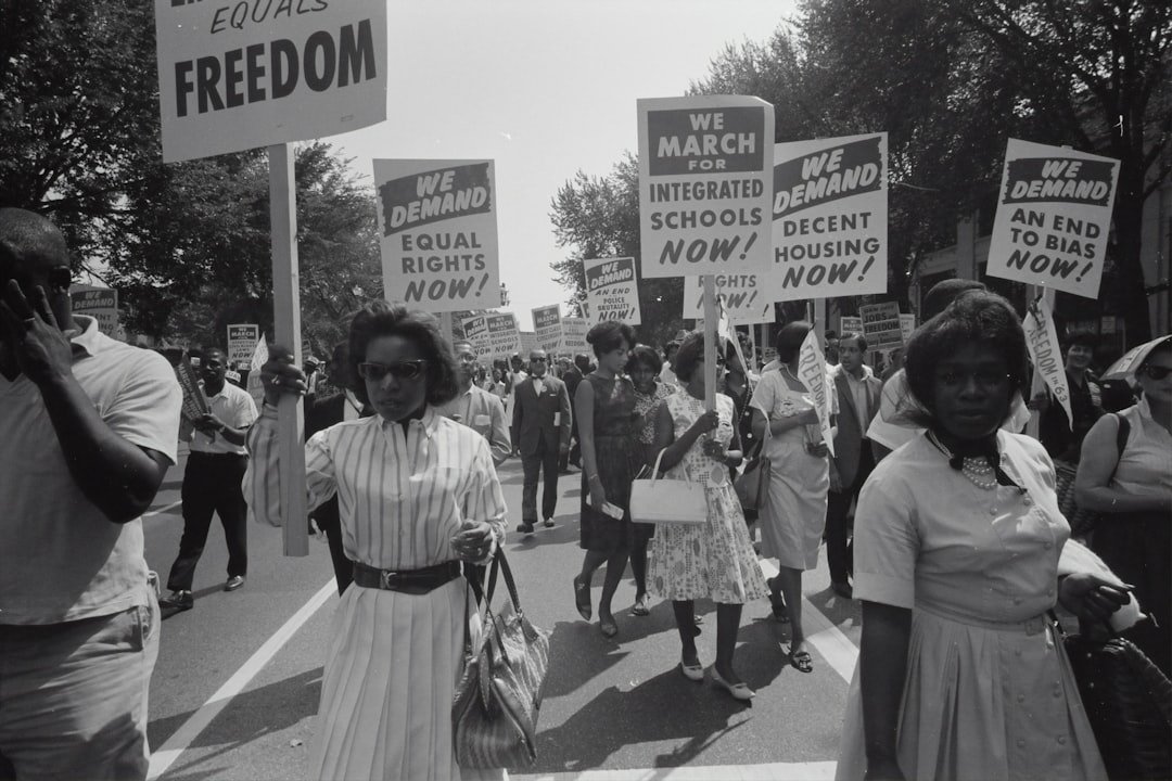 When Democracy's Promise Met Reality on Alabama Streets (Image Credits: Unsplash)