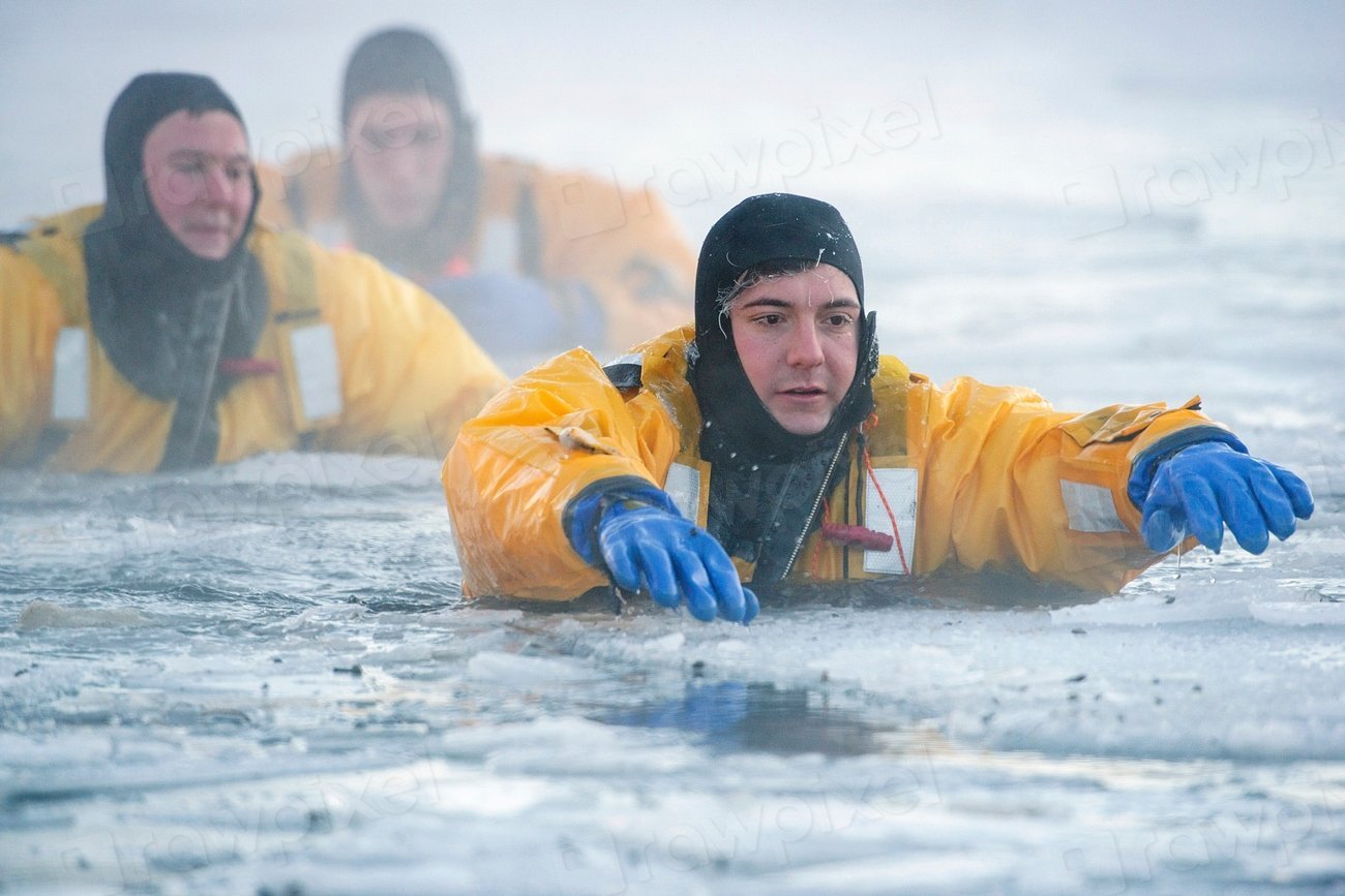 The Birthplace of Modern Cold-Weather Survival (Image Credits: Rawpixel)