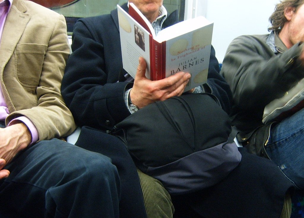 Julian Barnes' 'Departure(s)': A Masterful Farewell to Fiction at Age 80