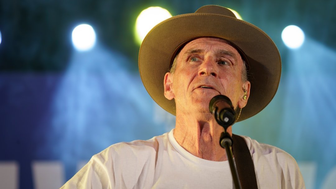 🎤 James Taylor – An Evening With James Taylor (Image Credits: Unsplash)