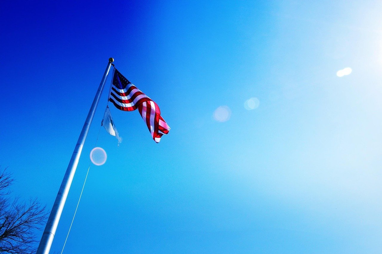 Economic and Political Challenges (Image Credits: Pixabay)