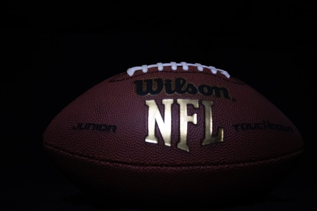 Trump pardons 5 former NFL players for crimes ranging from perjury to drug trafficking