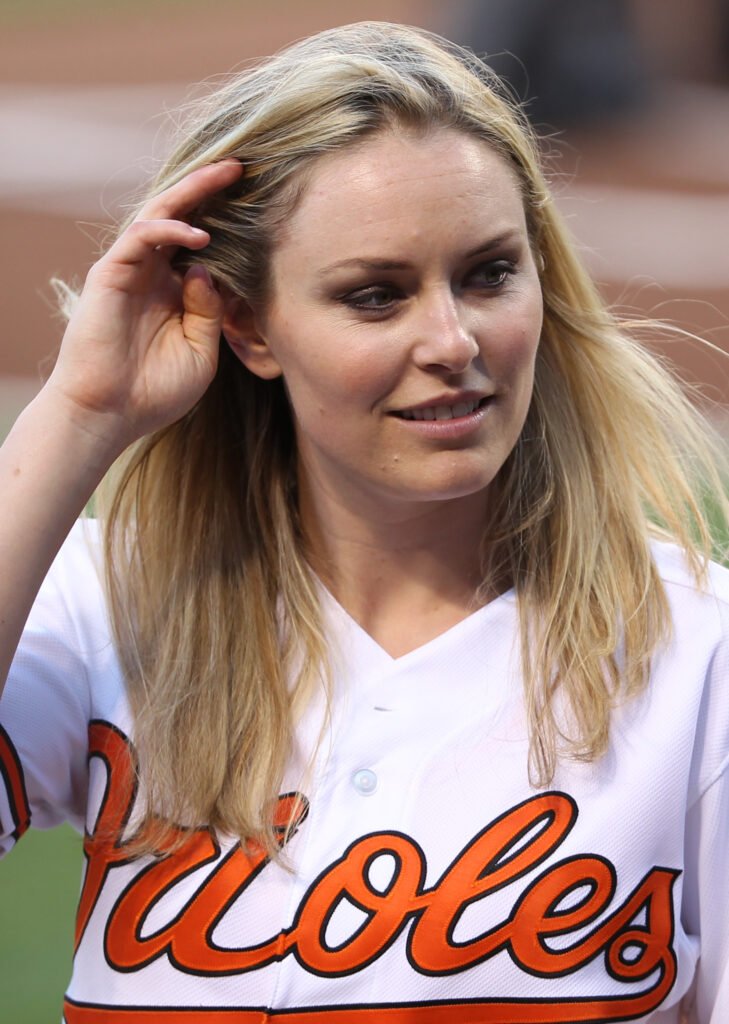 Lindsey Vonn Returns Home After Olympic Nightmare, Still Can’t Stand
