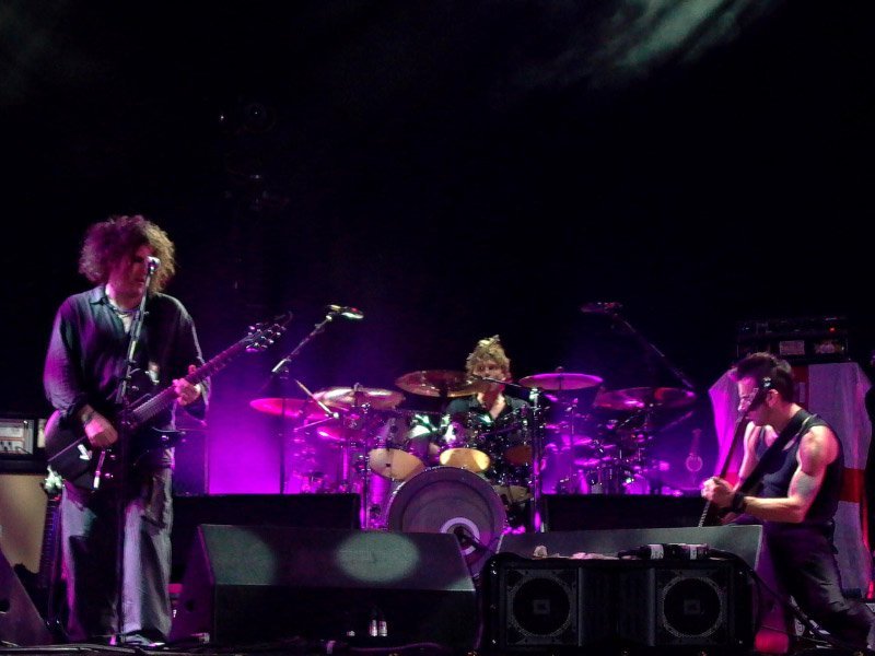 7. The Cure: Gothic Royalty With Staying Power (flickr, CC BY 2.0)