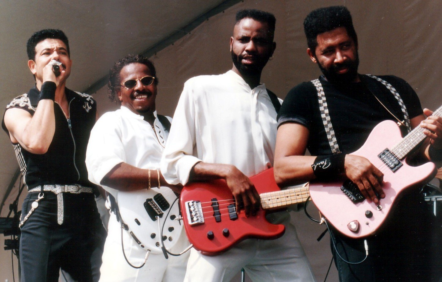 7. Soul and Funk Grooves: War, the Commodores, and the Rhythm of the Miles (By Carl Lender at https://www.flickr.com/photos/clender/, CC BY-SA 3.0)