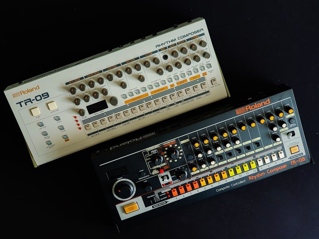 The Synth Revolution Rewrote the Rules of Production (Image Credits: Unsplash)