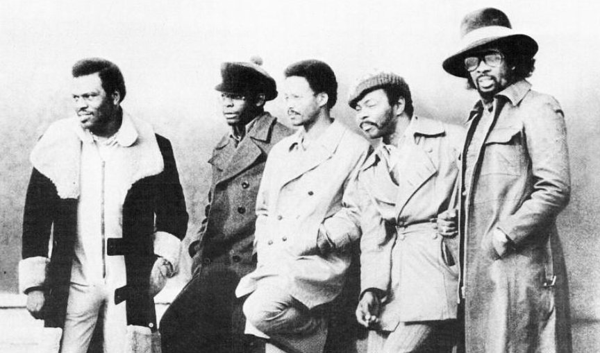10. "Kiss and Say Goodbye" - The Manhattans (1976) & "Always and Forever" - Heatwave (1977) (Billboard, page 81, 26 August 1972, Public domain)