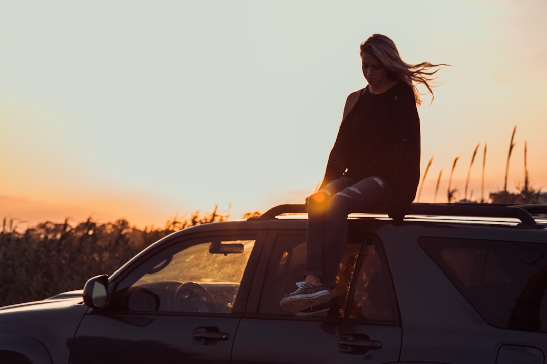 6. Dreaming About Someone You Haven't Thought About in Years (Image Credits: Unsplash)