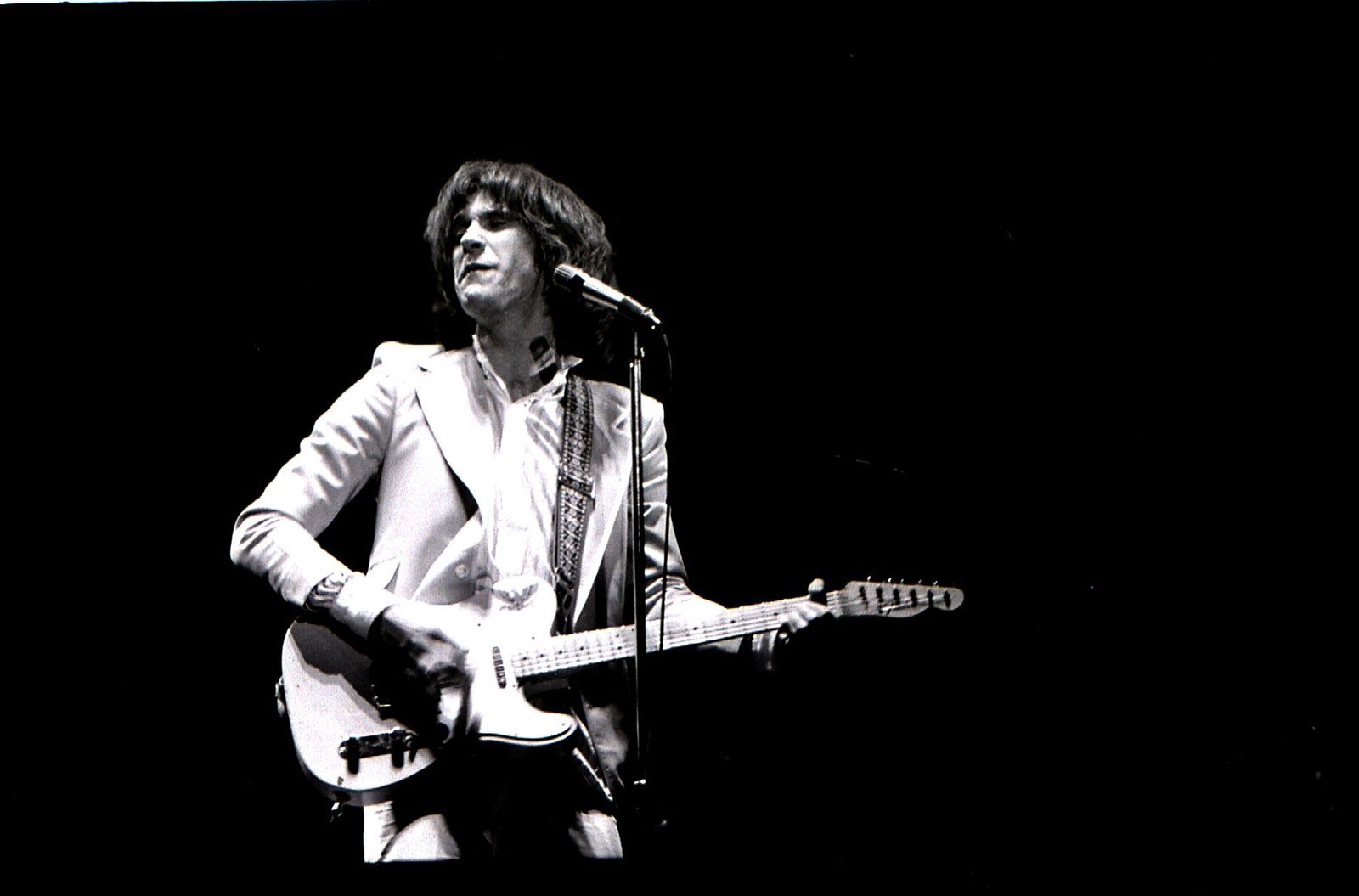 6. The Kinks – Lola (1970) (originally posted to Flickr as kinks, CC BY-SA 2.0)