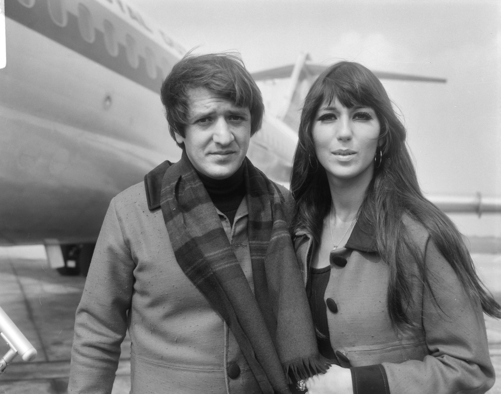 Sonny & Cher's "I Got You Babe" (GaHetNa (Nationaal Archief NL) 919-5202, CC0)