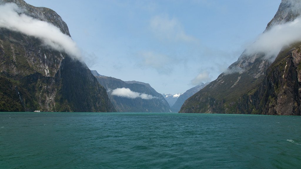 9. Milford Sound, New Zealand: Nature's Most Dramatic Fjord (Didier Bigand, Flickr, CC BY 2.0)