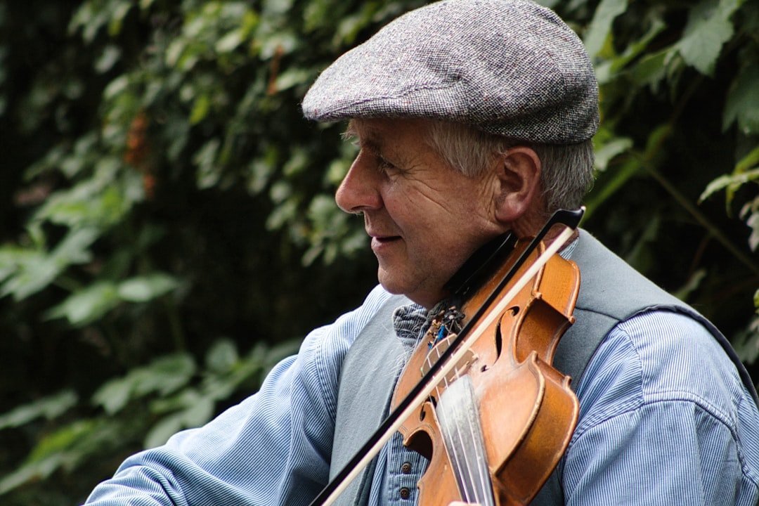 Early Folk Traditions: The Immigrant Sound of a New World (Image Credits: Unsplash)