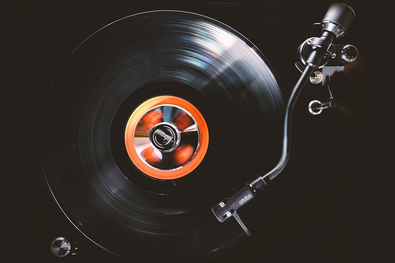 The Bigger Picture: Why Vinyl's Future Looks Bright (Image Credits: Pixabay)