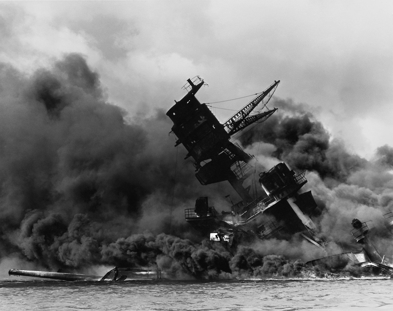 5. Pearl Harbor (2001) - Michael Bay Versus Military History (Image Credits: Pixabay)
