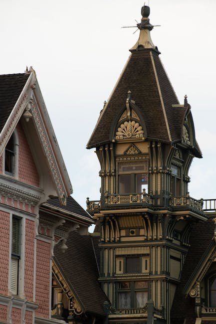 9. Eureka Springs, Arkansas - Victorian Charm in the Ozarks (Image Credits: Pexels)