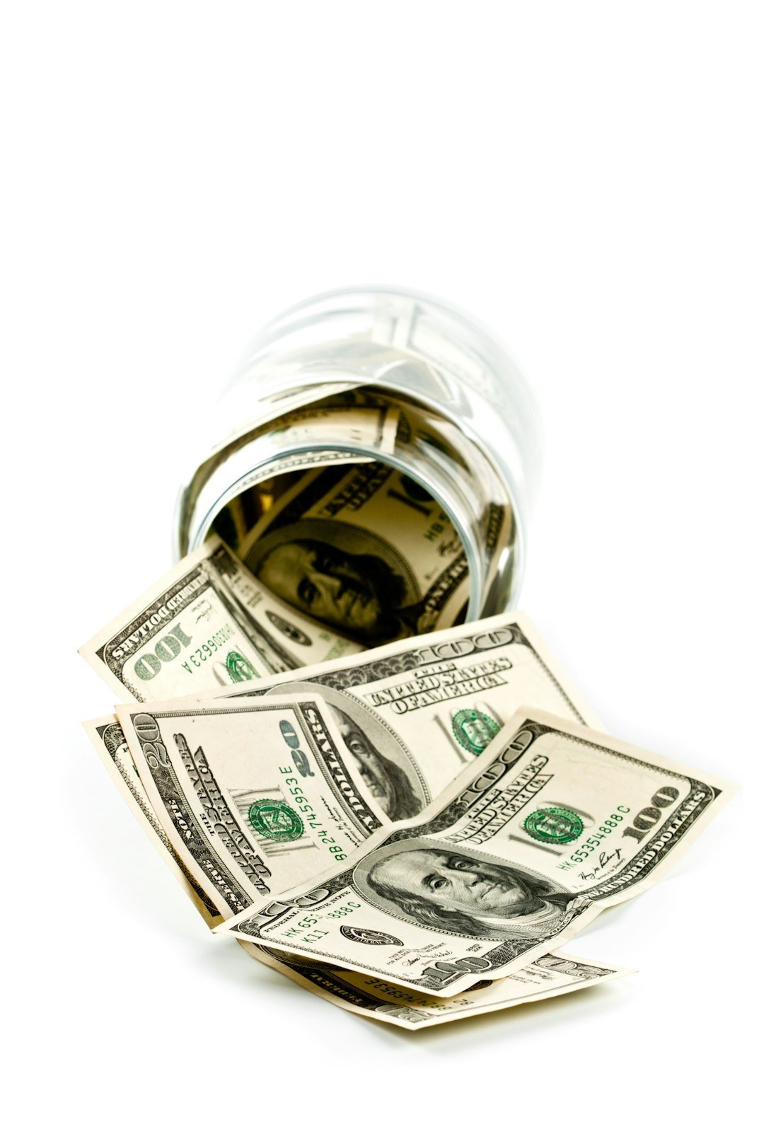 Mistake #2: Living Without an Emergency Fund (Image Credits: Unsplash)