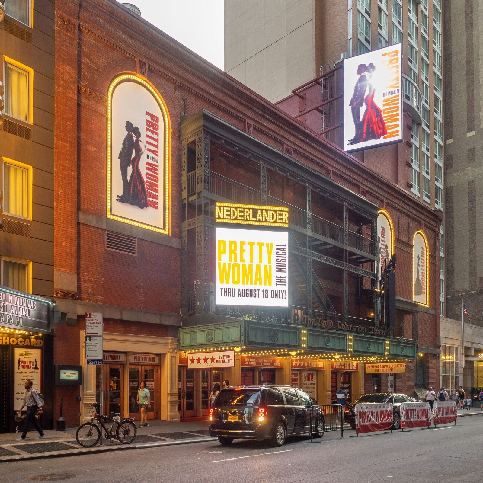 4. Pretty Woman (1990) (Nederlander Theatre - Pretty Woman, CC BY 2.0)