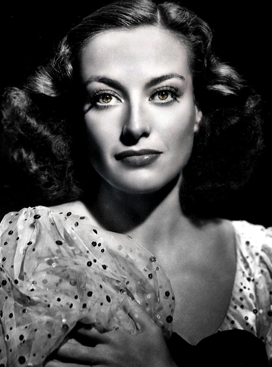 12. Joan Crawford and the Suppressed Early Film Scandal (Image Credits: Pixabay)